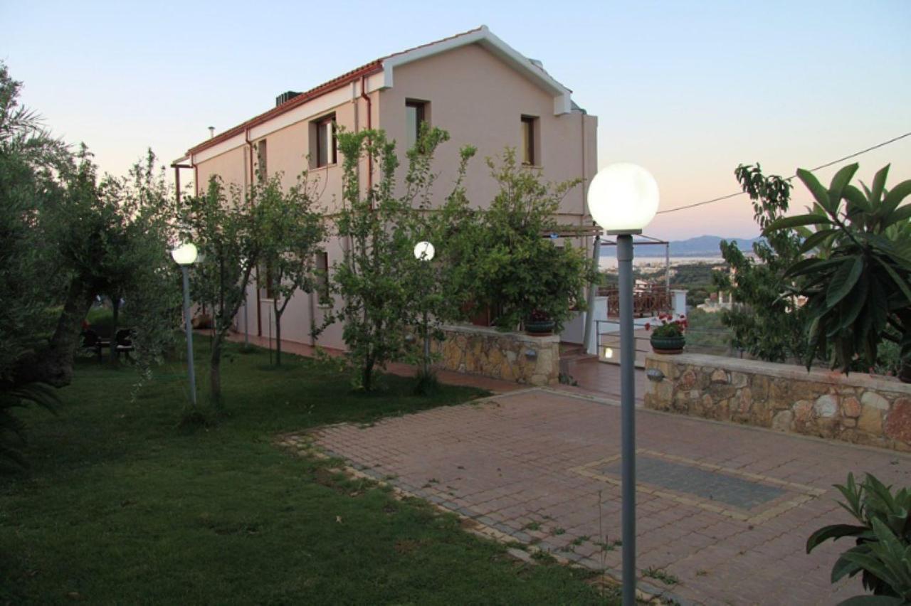 Villa Koulouridi Daratsos ภายนอก รูปภาพ